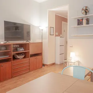 https://paolo-sarpi-58-nel-cuore-pulsante-di-milano.it-lombardy.com