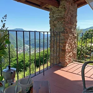 https://house-brunello-in-valli.it-tuscanyhotel.com
