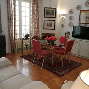 https://adele-apartment.palermohotels.org